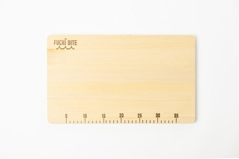 fuchibite Aomori Hiba Cutting board with scale Cutting board [43 x 24 x 2 cm]