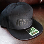 keystone logo flat cap black/black black logo