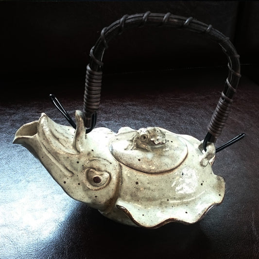 小杉窯　イカ銚子（酒器）