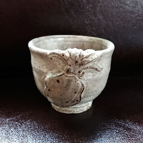 Kosugigama pottery making aori squid sake cup