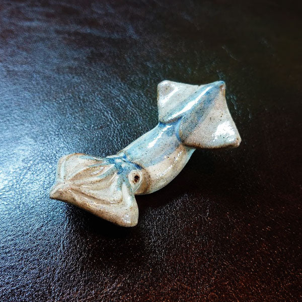 小杉窯　トビイカ箸置き